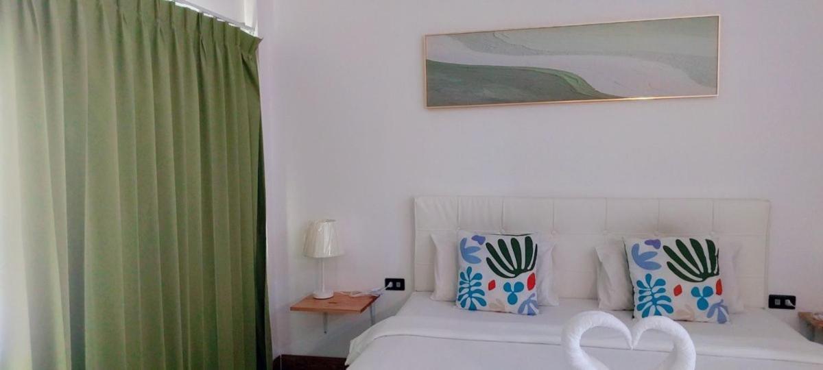 Ainny Residence Patong Room photo